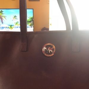 Beautiful burgundy Large Michael Kors purse